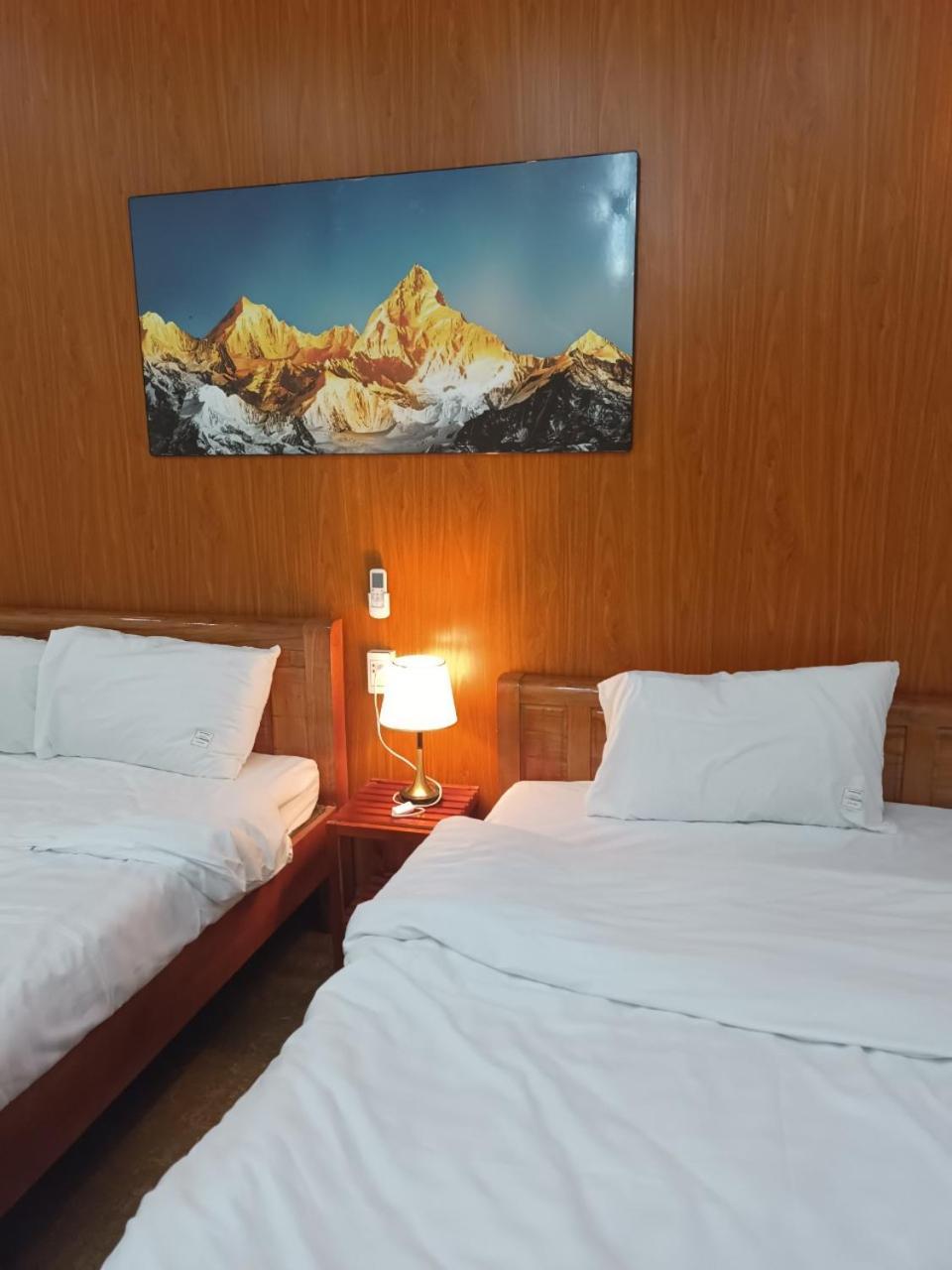 An Homestay & Hostel Motorbikes & Tours Cao Bang Exterior foto